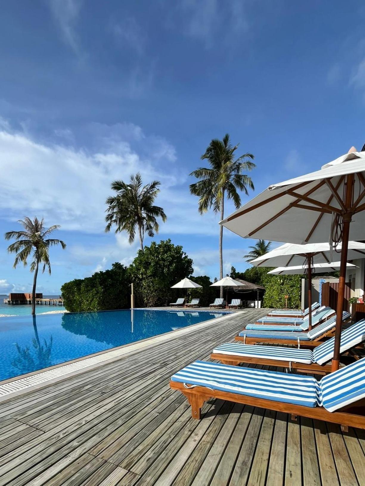 รีทิ ฟารู ไบโอ ลักชัวรี รีสอร์ต Hotel Meedhoo  ภายนอก รูปภาพ